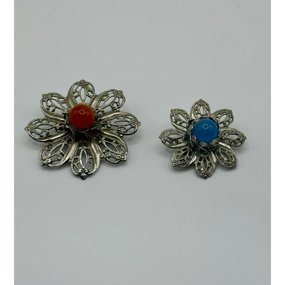 Vintage Silver Tone Flower Brooches Interchangeable Bead Center Set of 2 (0016)